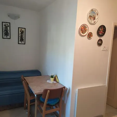 Apartment Alex Baska Draga Bascanska